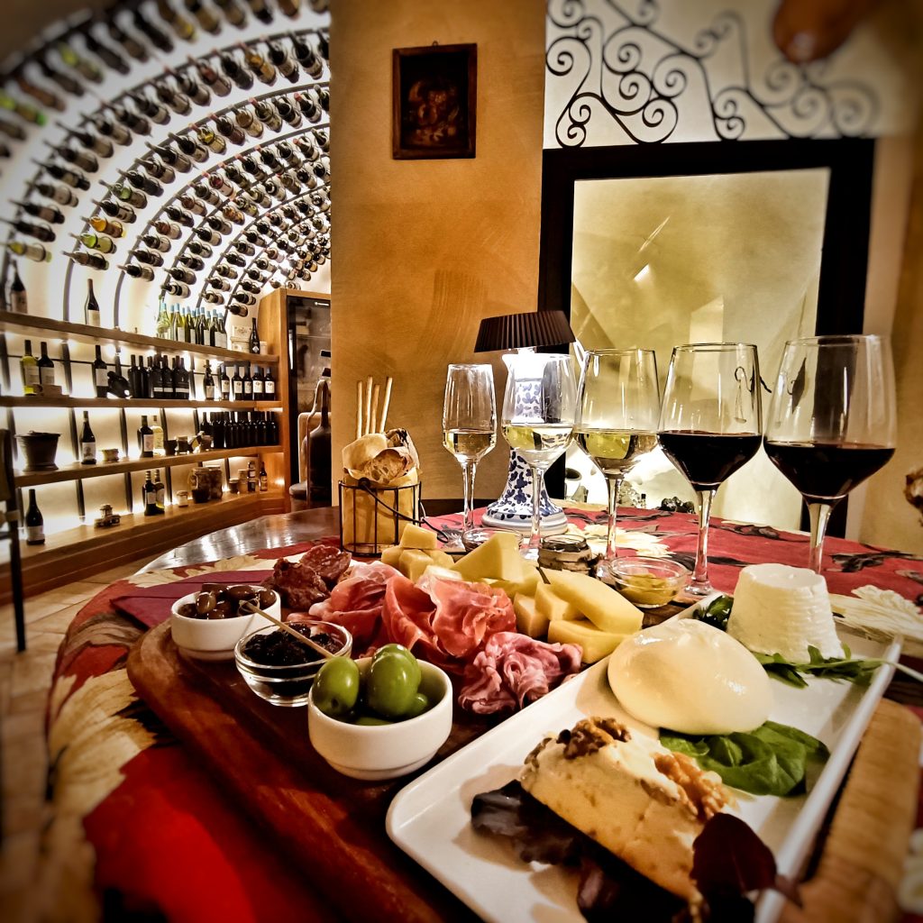 Experiencia vinícola con delicias italianas