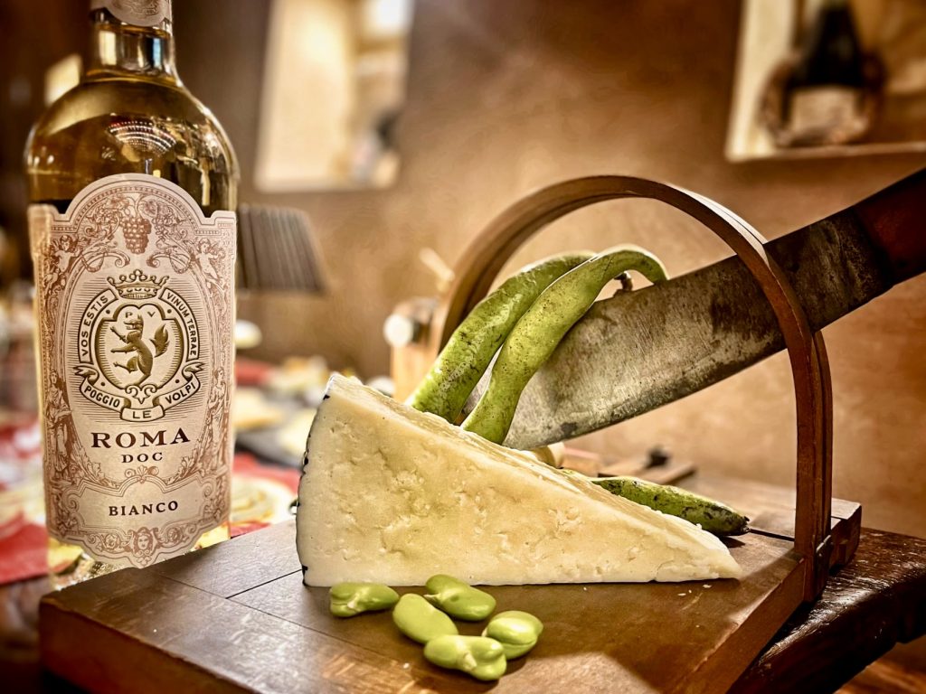 Botella de vino Poggio Le Volpi Roma DOC Bianco